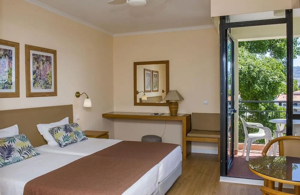 Dorisol Mimosa Studio Hotel فونشال البرتغال