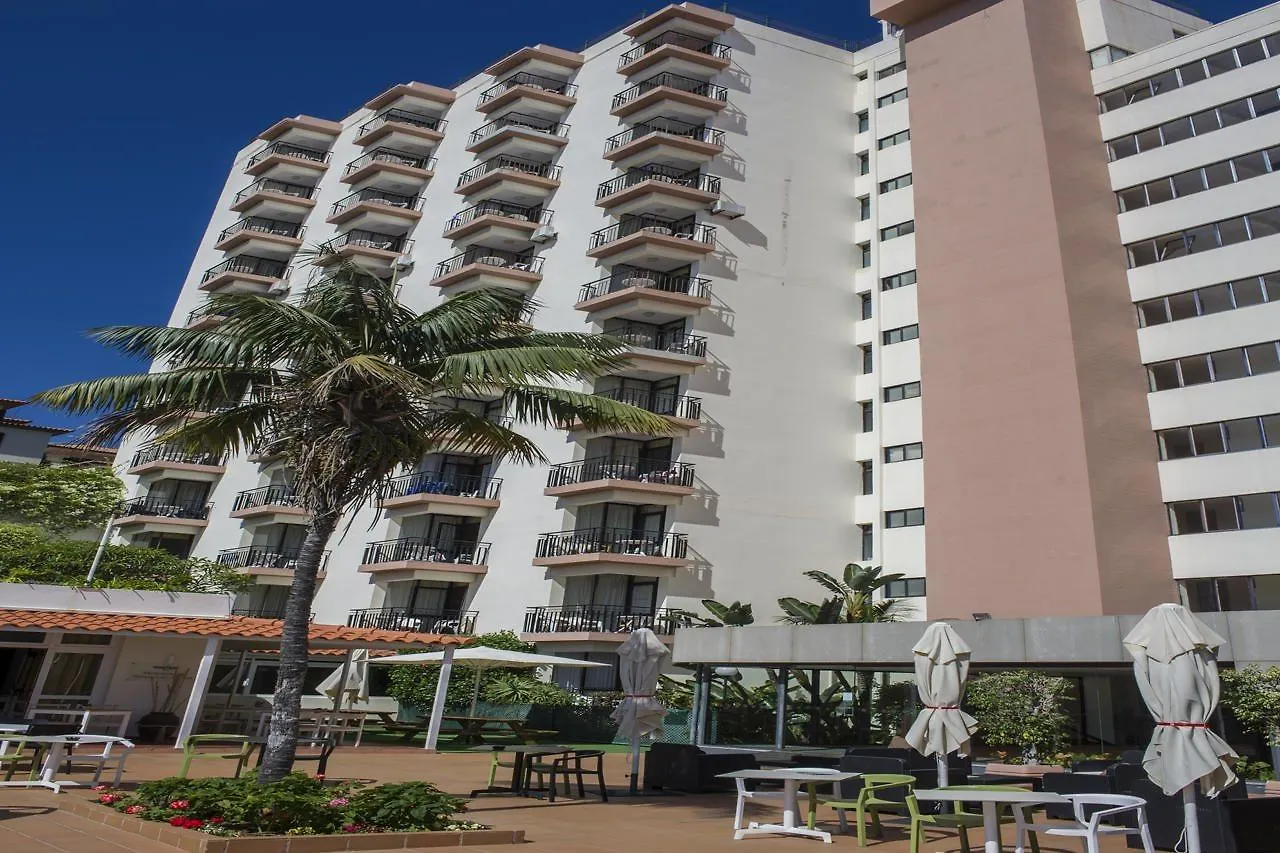 ***  Dorisol Mimosa Studio Hotel فونشال البرتغال