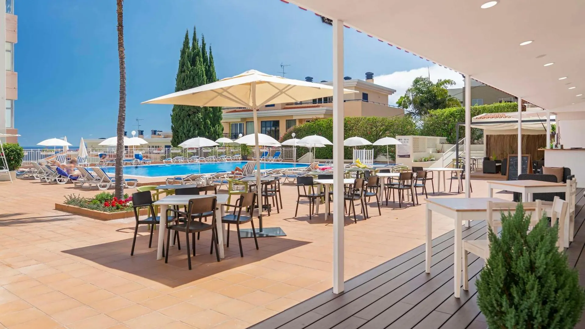 ***  Dorisol Mimosa Studio Hotel فونشال البرتغال